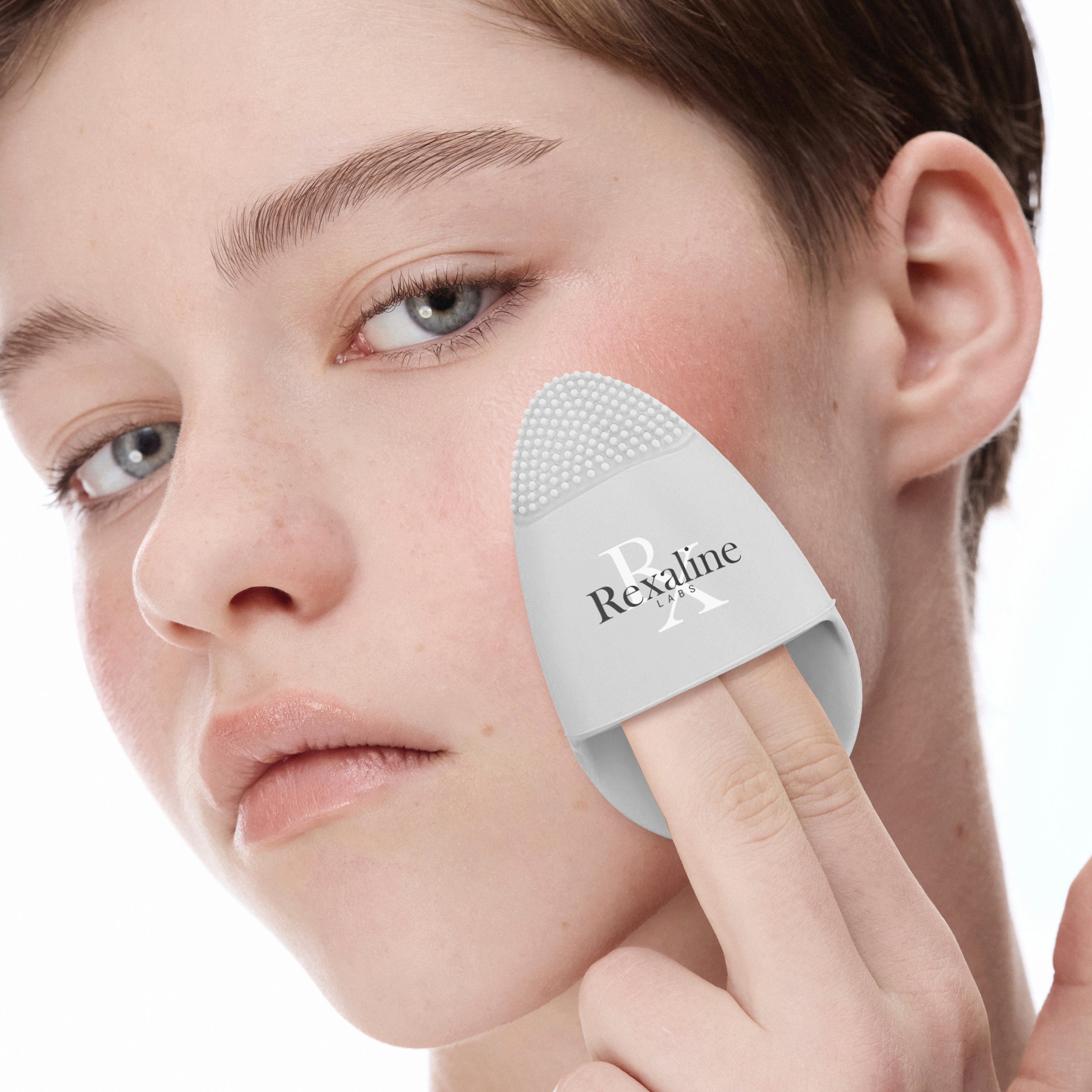 SILICONE CLEANSING BRUSH